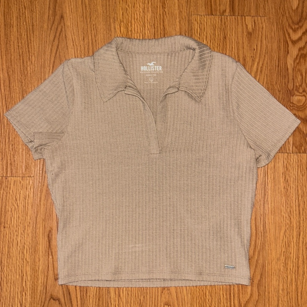 Hollister Must-Have Collection Baby Tee